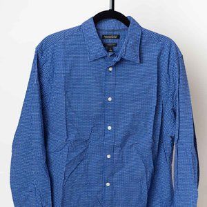 Banana Republic Camden Fit Dress/Button Down Shirt